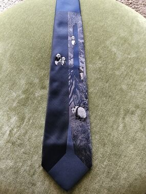 Animal Kingdom Men's Navy Embroidered Panda Motif Necktie Vintage Tie